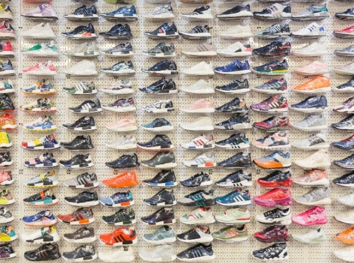 Reselling sneaker platform expands retail footprint with Mumbai store